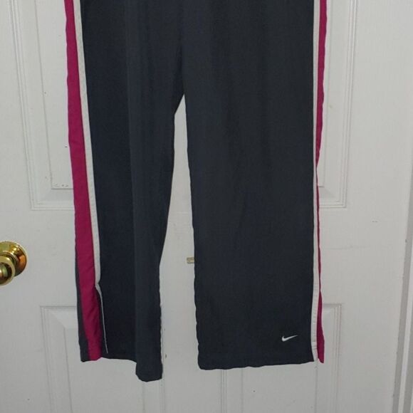 Nike Gray workout pants Sz L (12-14) - Picture 2 of 8